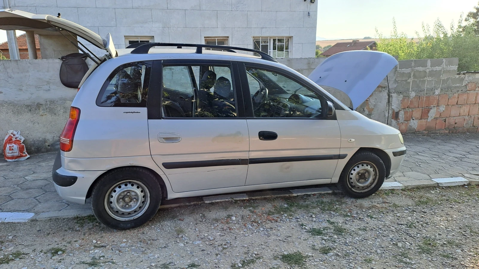 Hyundai Matrix, снимка 1