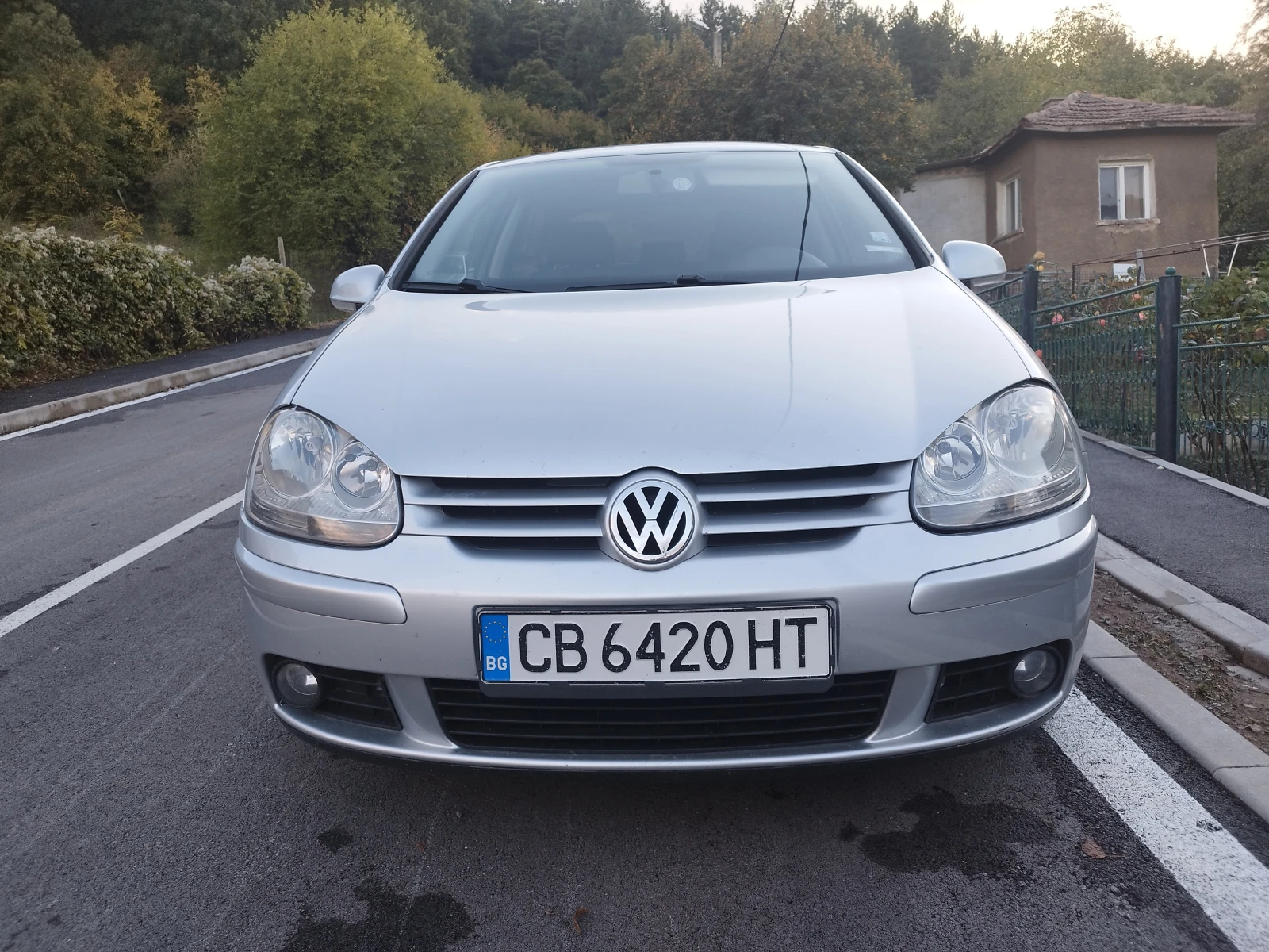 VW Golf 2.0 tdi 16v * AMC - изображение 2