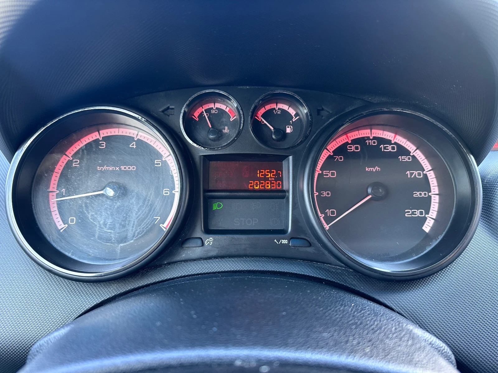 Peugeot 308 1.6i -  | Mobile.bg   15