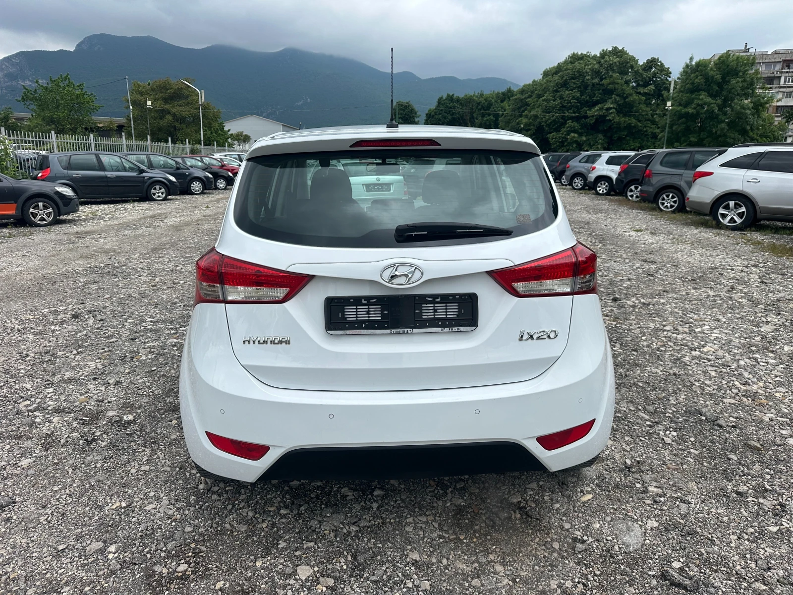 Hyundai Ix20 1.4I90kc LPG ITALIA - изображение 4