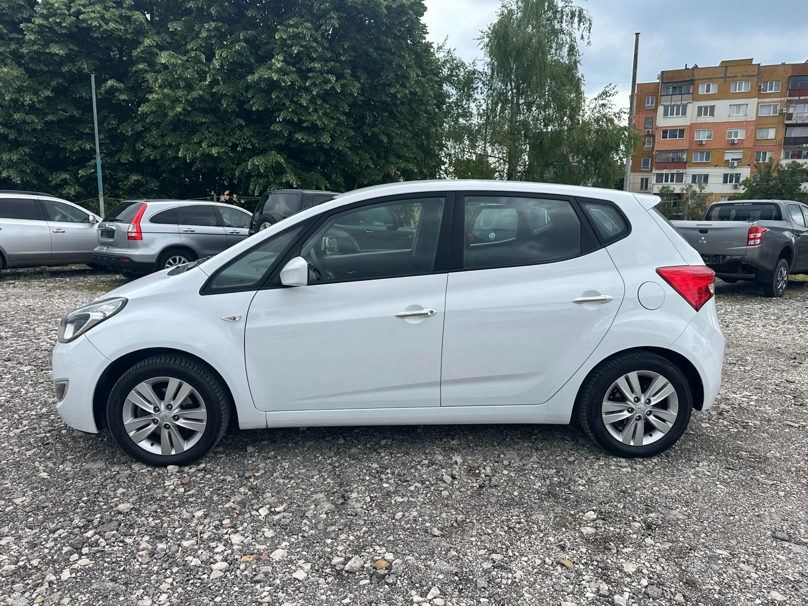 Hyundai Ix20 1.4I90kc LPG ITALIA - изображение 2
