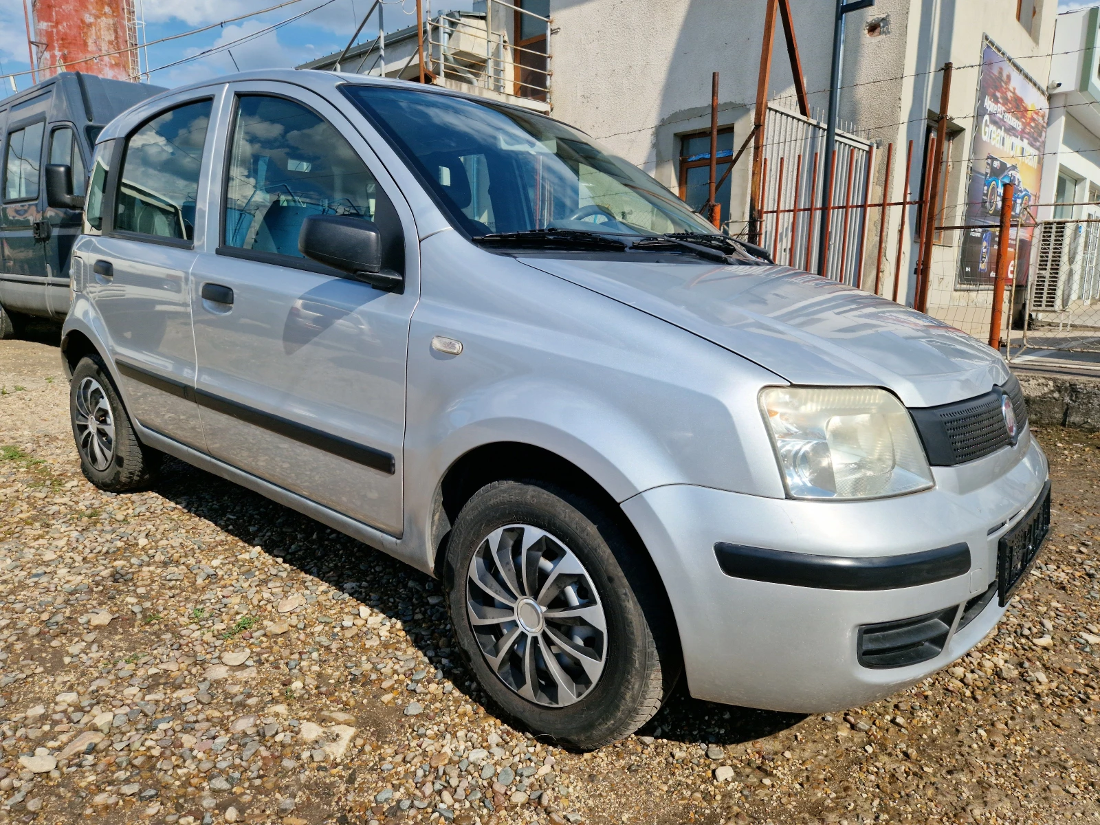 Fiat Panda 1.1i  КЛИМАТИК! - изображение 3