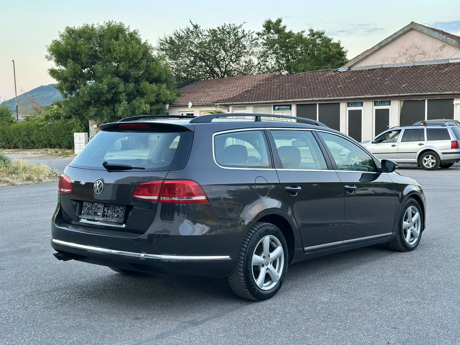 VW Passat 2.0TDI - 140ps 4x4 PODGREV - изображение 3