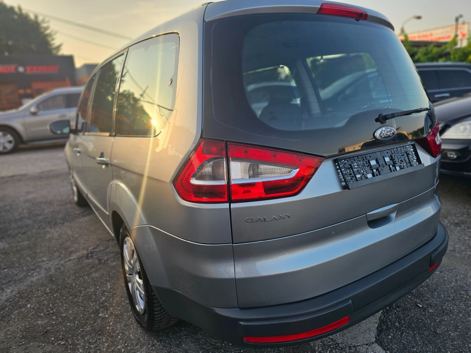 Ford Galaxy 2.3I Metan - изображение 4