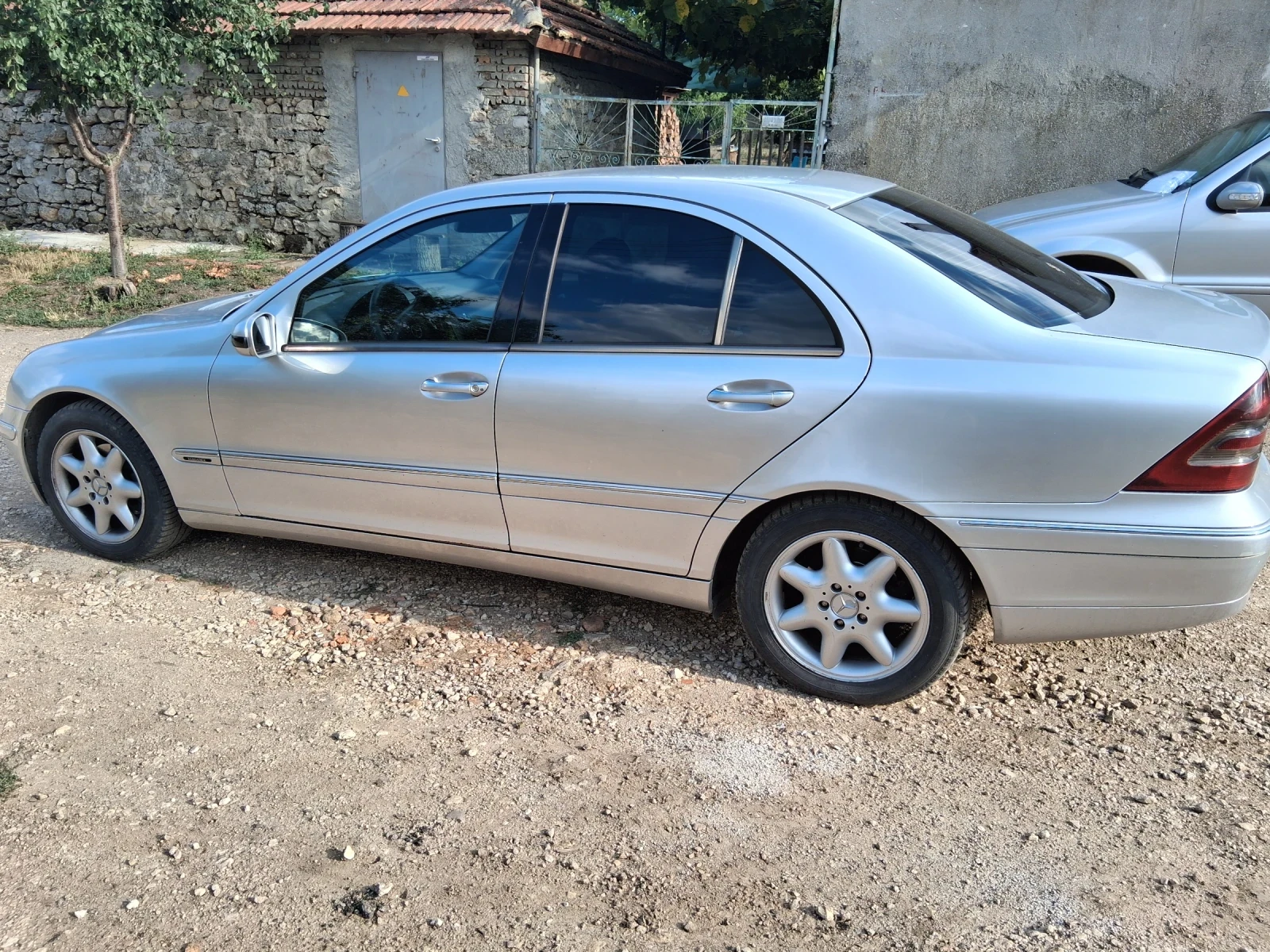 Mercedes-Benz C 220 CDI - изображение 2