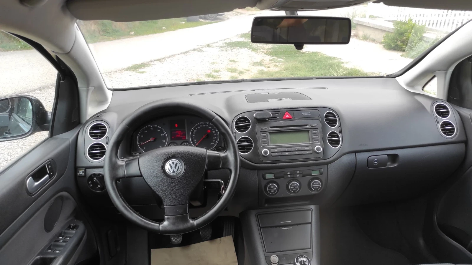 VW Golf Plus 1.6GAZ 102K - изображение 10