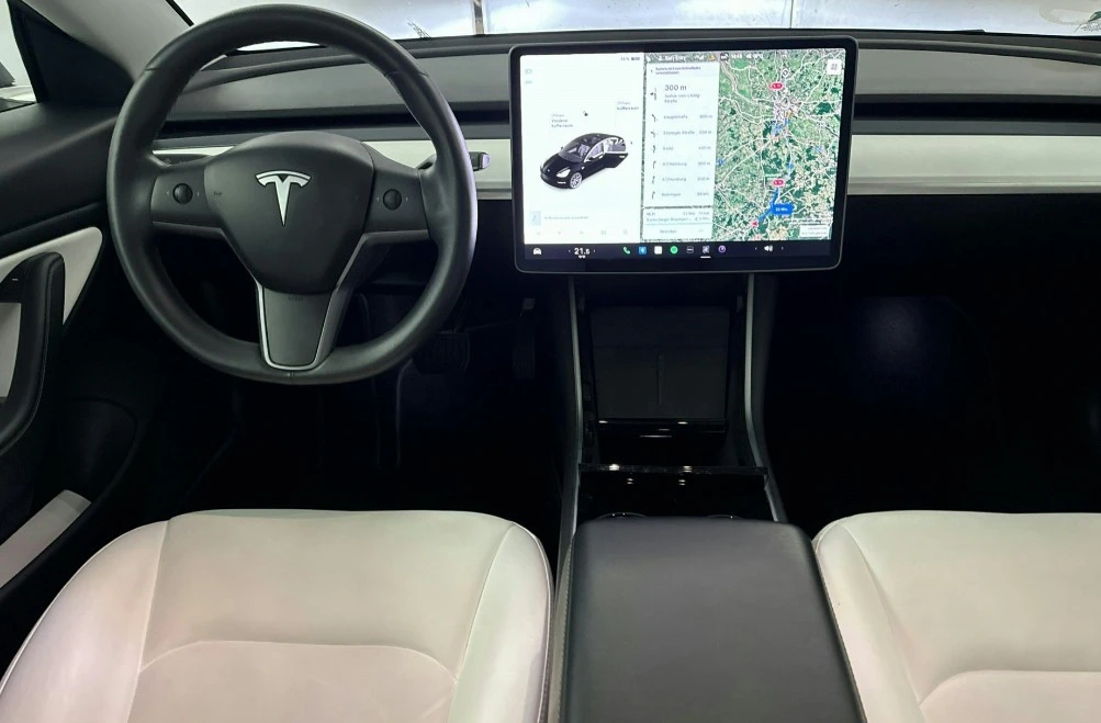 Tesla Model 3  44   | Mobile.bg   14
