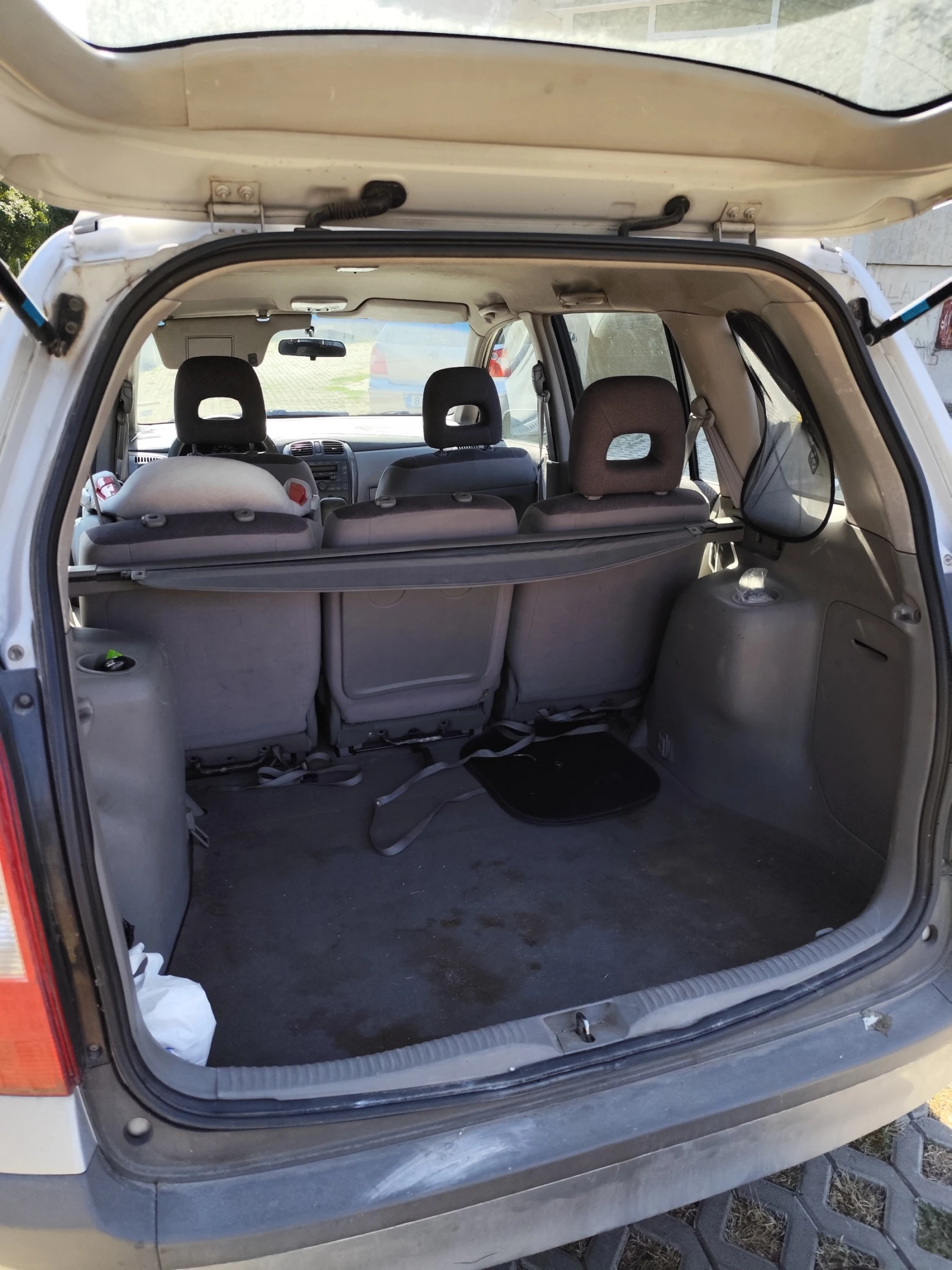 Mazda Premacy 2.0 - изображение 7