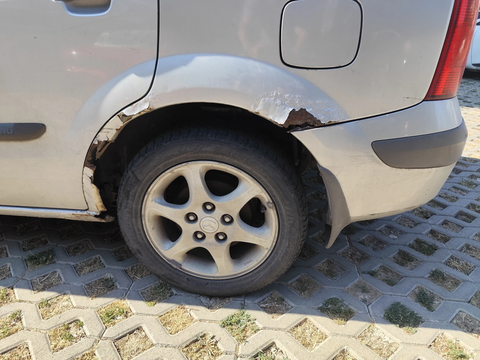 Mazda Premacy 2.0 - изображение 6