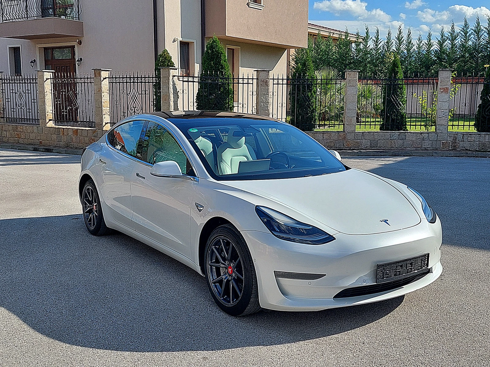 Tesla Model 3 Long Range 4x4 Реална Обява - изображение 4