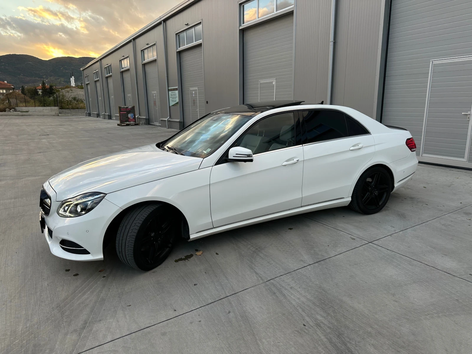 Mercedes-Benz E 350 CDI / 360 CAM/ 4-Matic - изображение 4