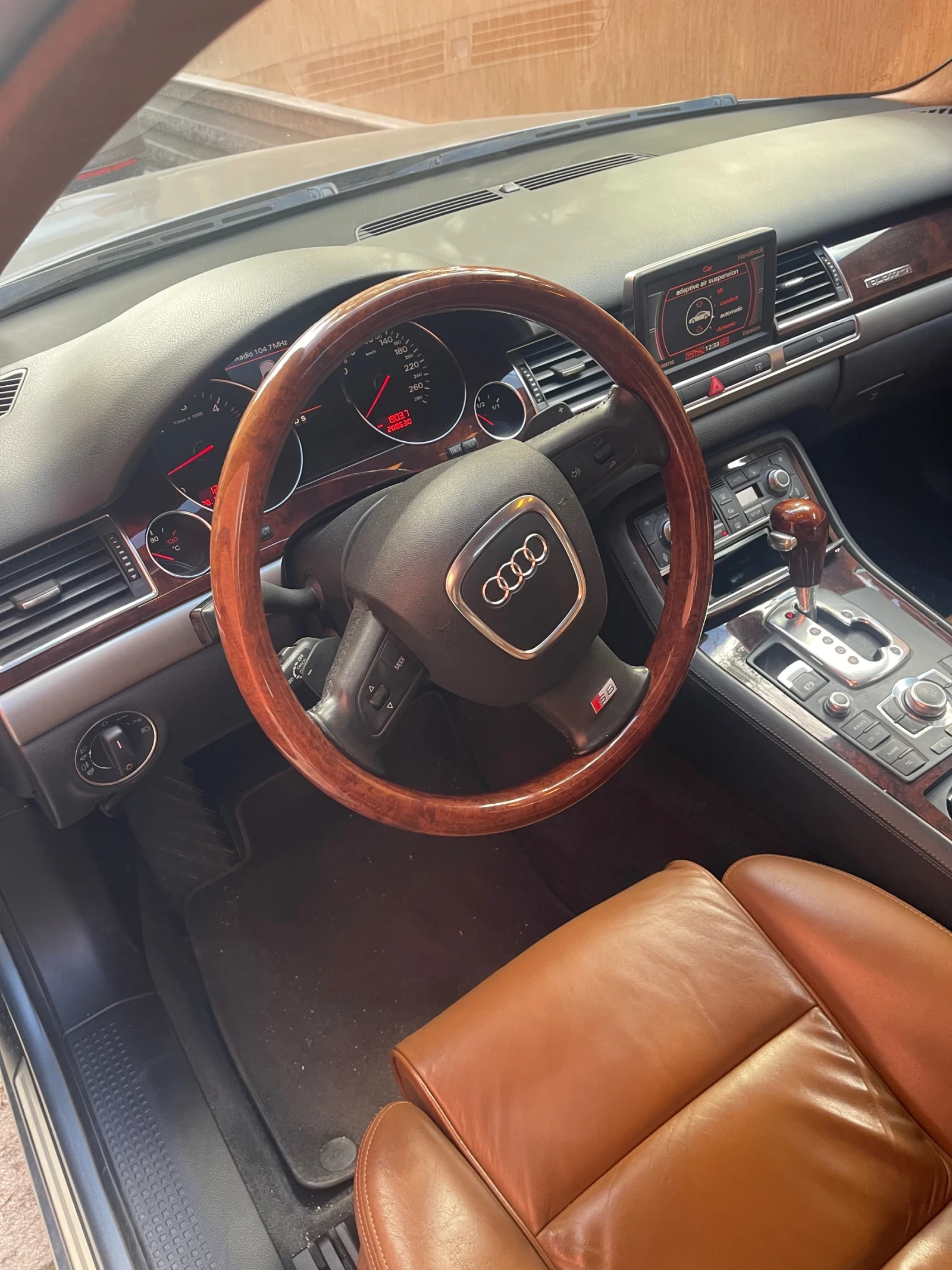 Audi A8 S-line - изображение 2