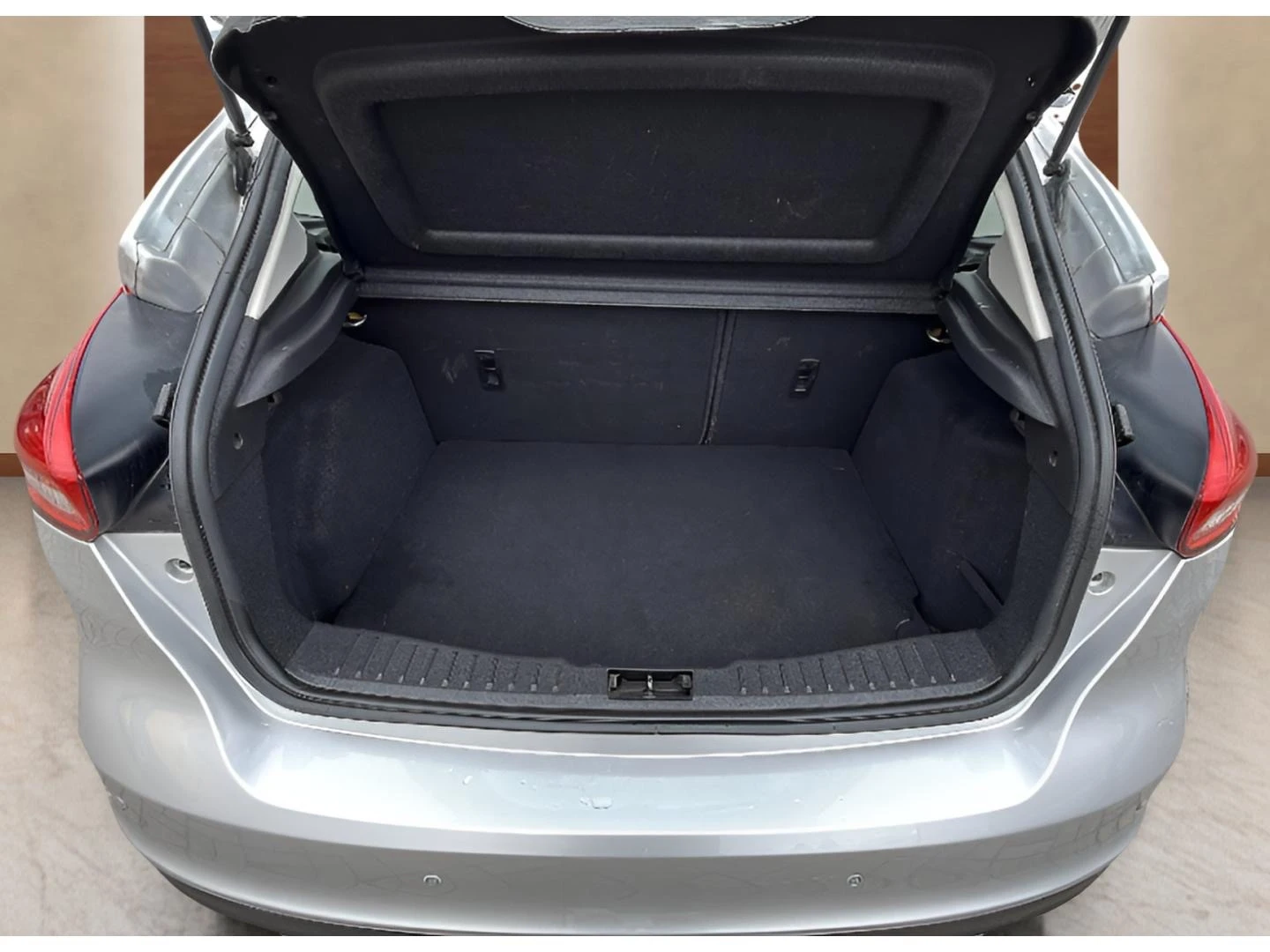 Ford Focus 1.0 EcoBoost - изображение 9