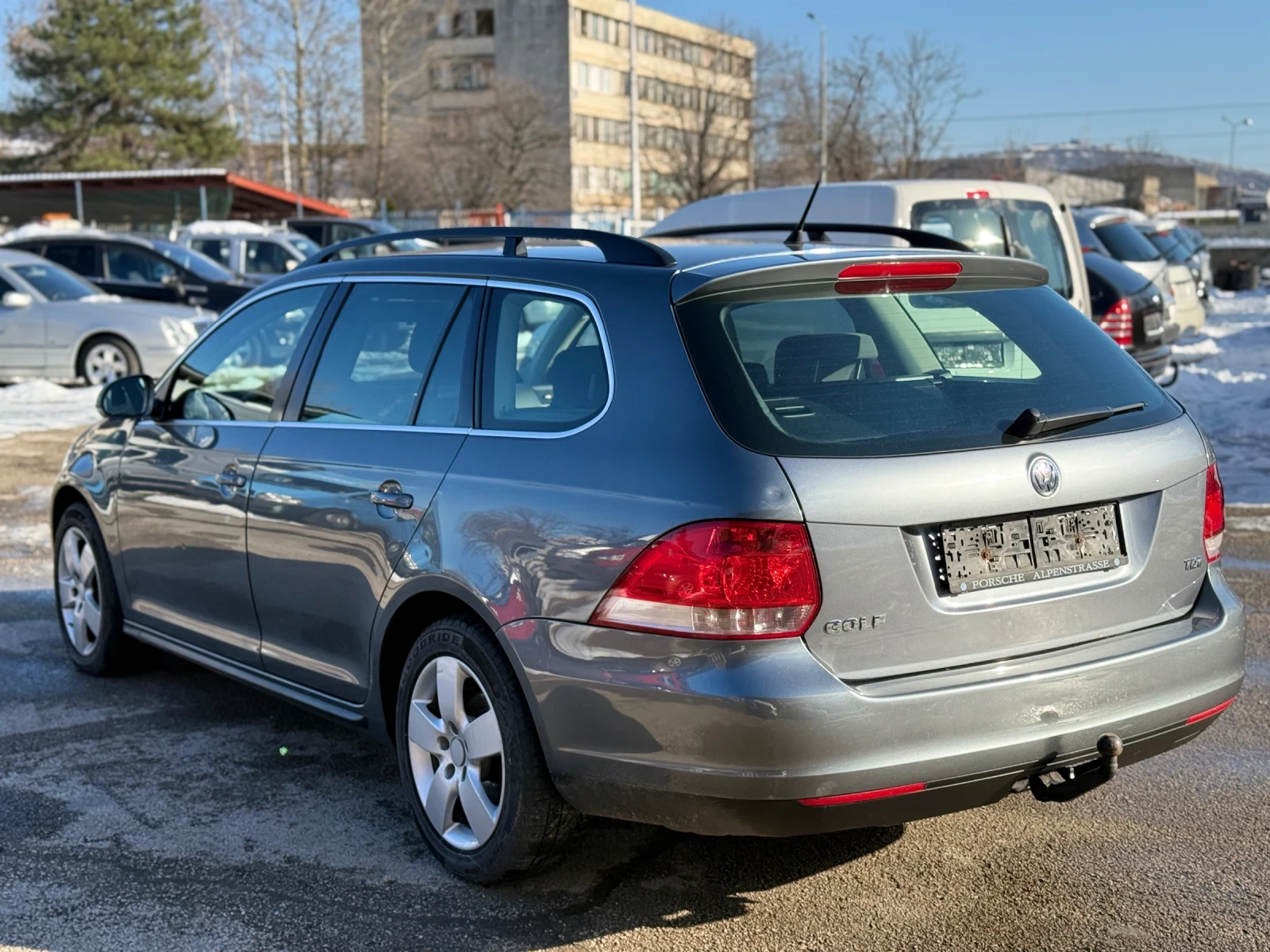 VW Golf 1.9TDI-105kc-Автомат - изображение 7