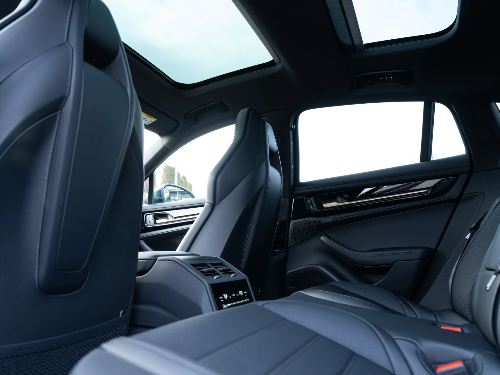 Porsche Panamera 4 E-Hybrid | Mobile.bg � ����������� 16