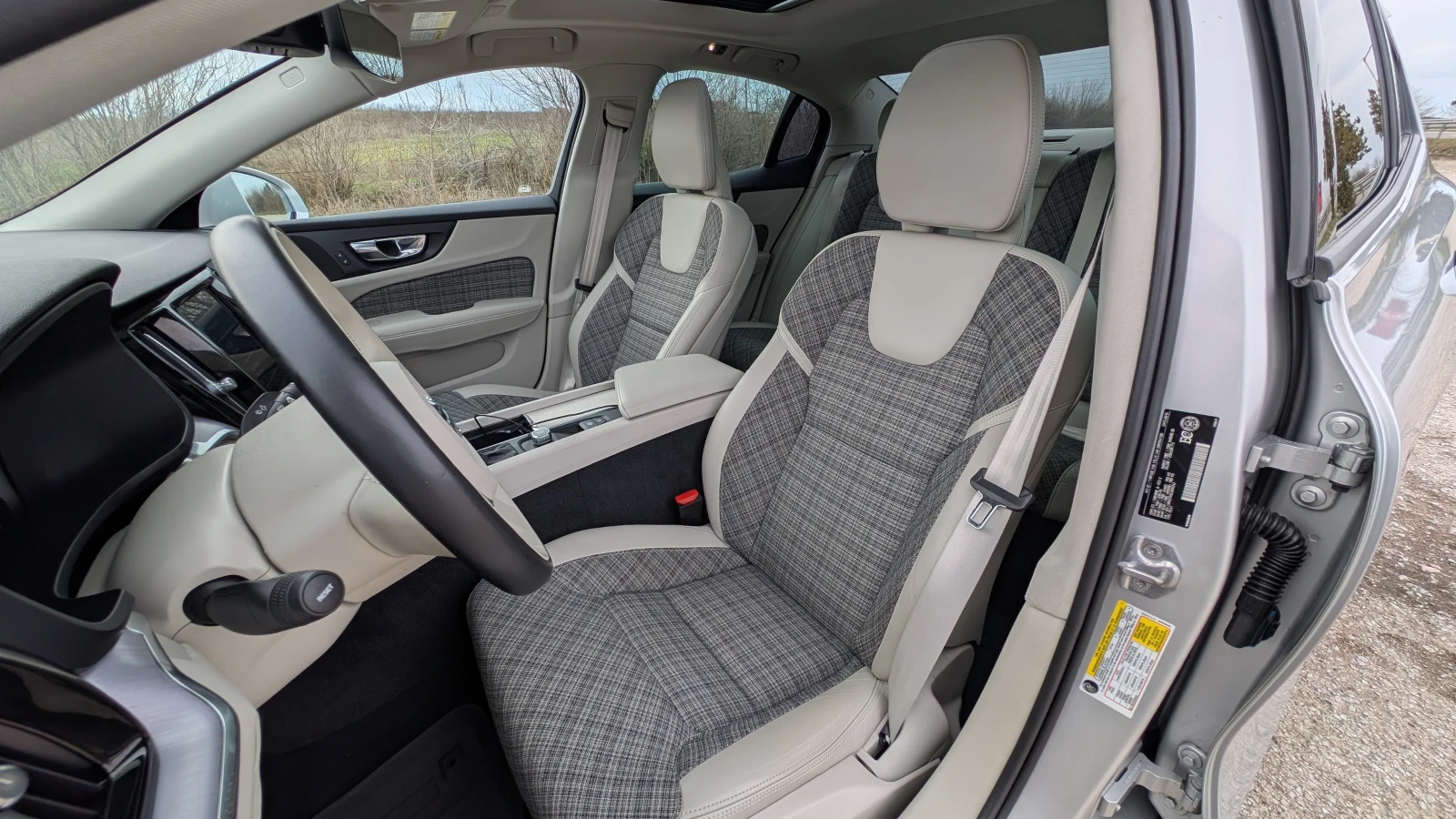 Volvo S60 T-6 AWD | Mobile.bg � ����������� 12