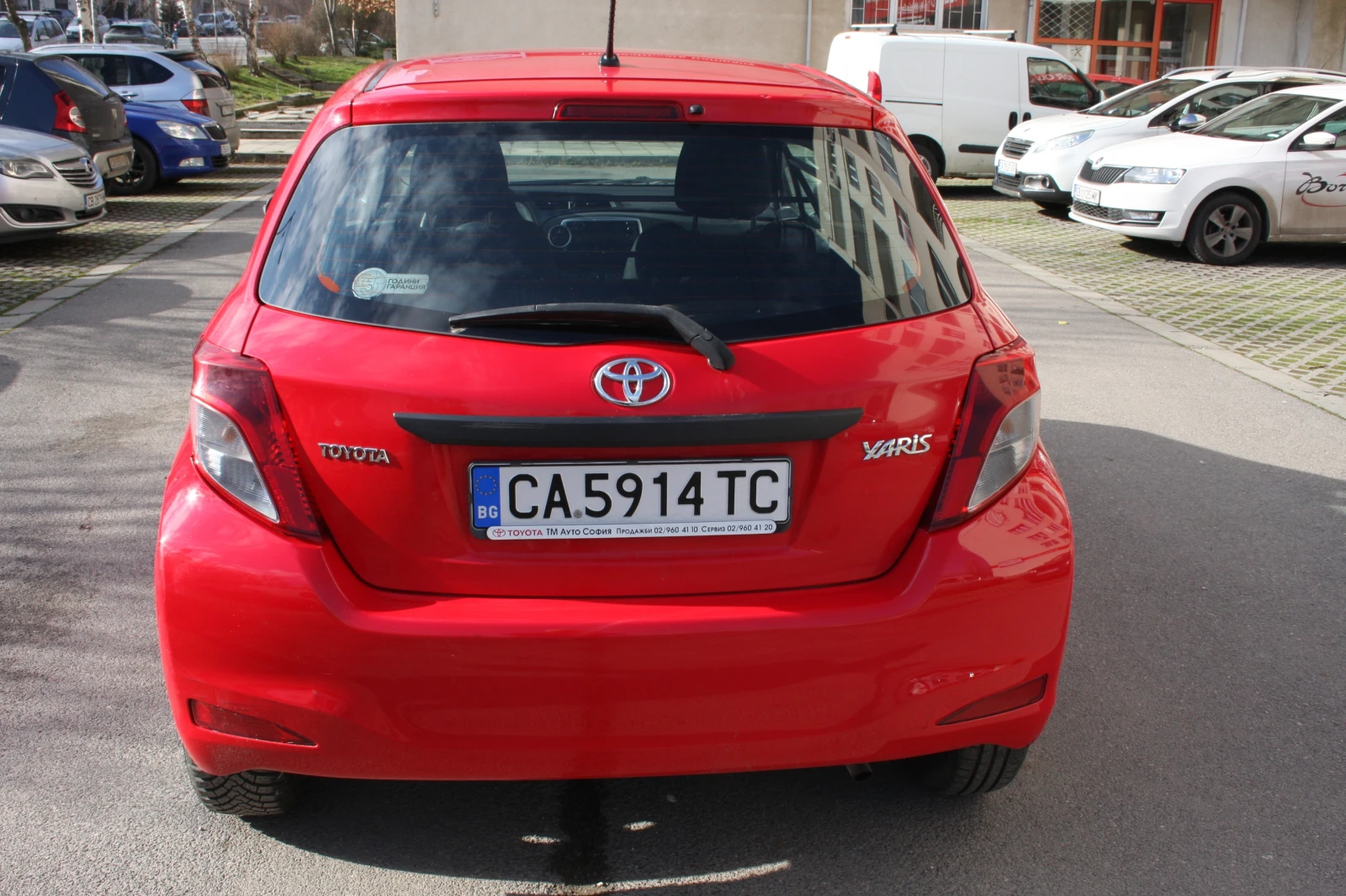 Toyota Yaris Товарен, снимка 3 - Автомобили и джипове - 53829245