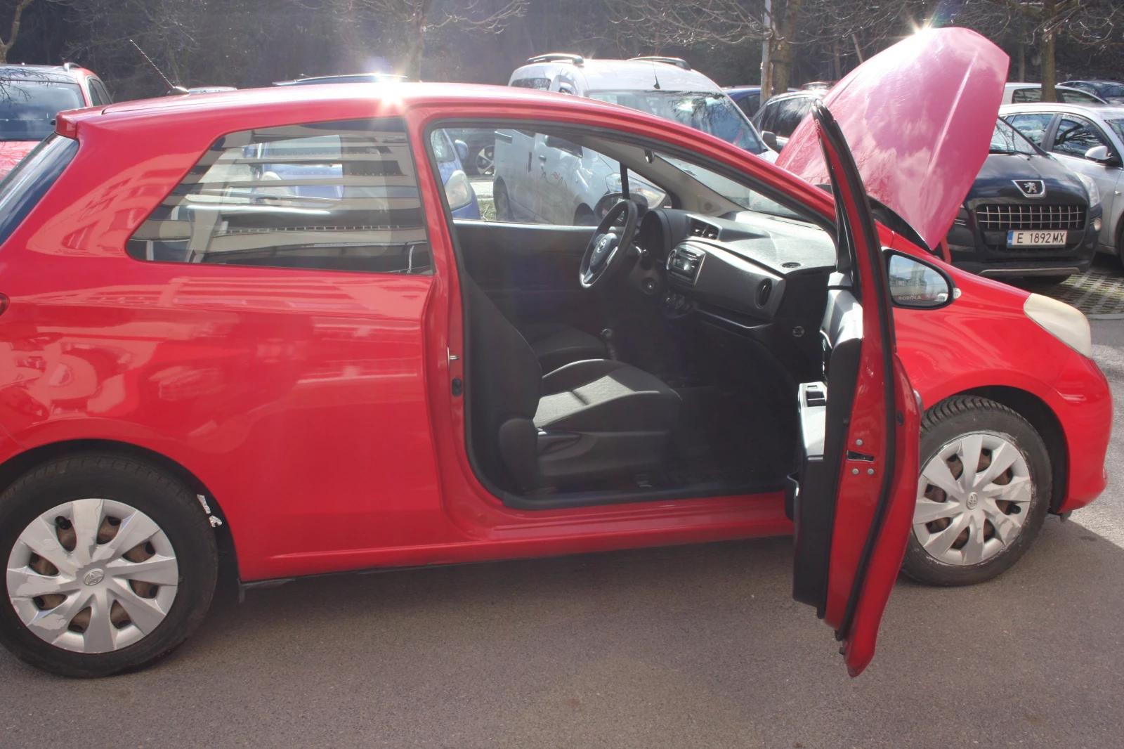 Toyota Yaris Товарен, снимка 7 - Автомобили и джипове - 53829245