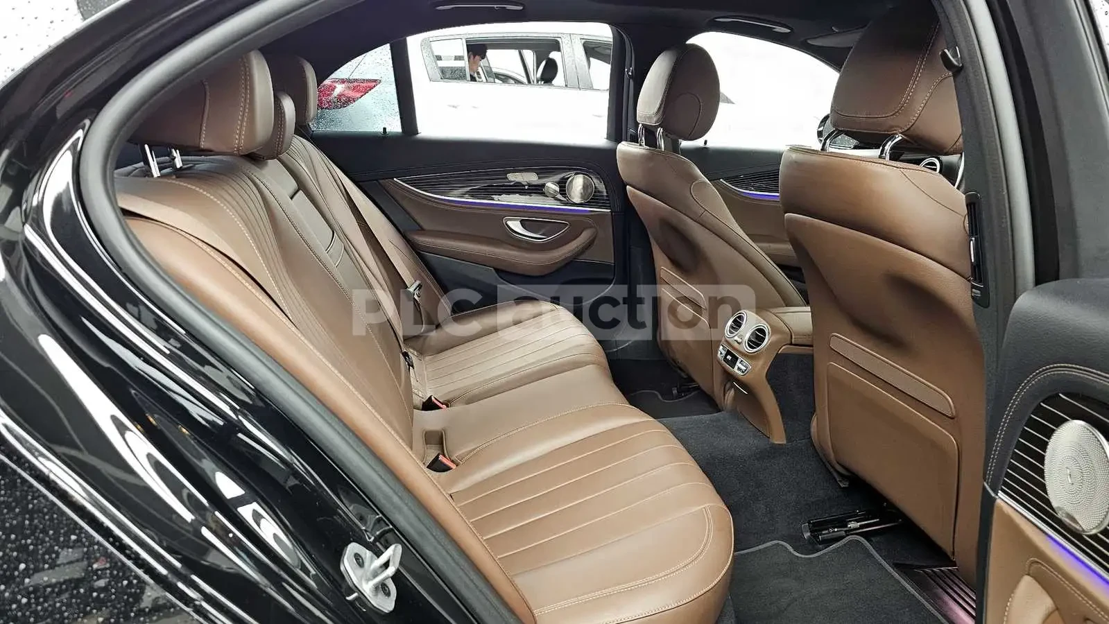 Mercedes-Benz E 450 2021* BURAMSTER* PANO* DIGITAL* 9G* КРАЙНА ЦЕНА, снимка 13 - Автомобили и джипове - 53965565