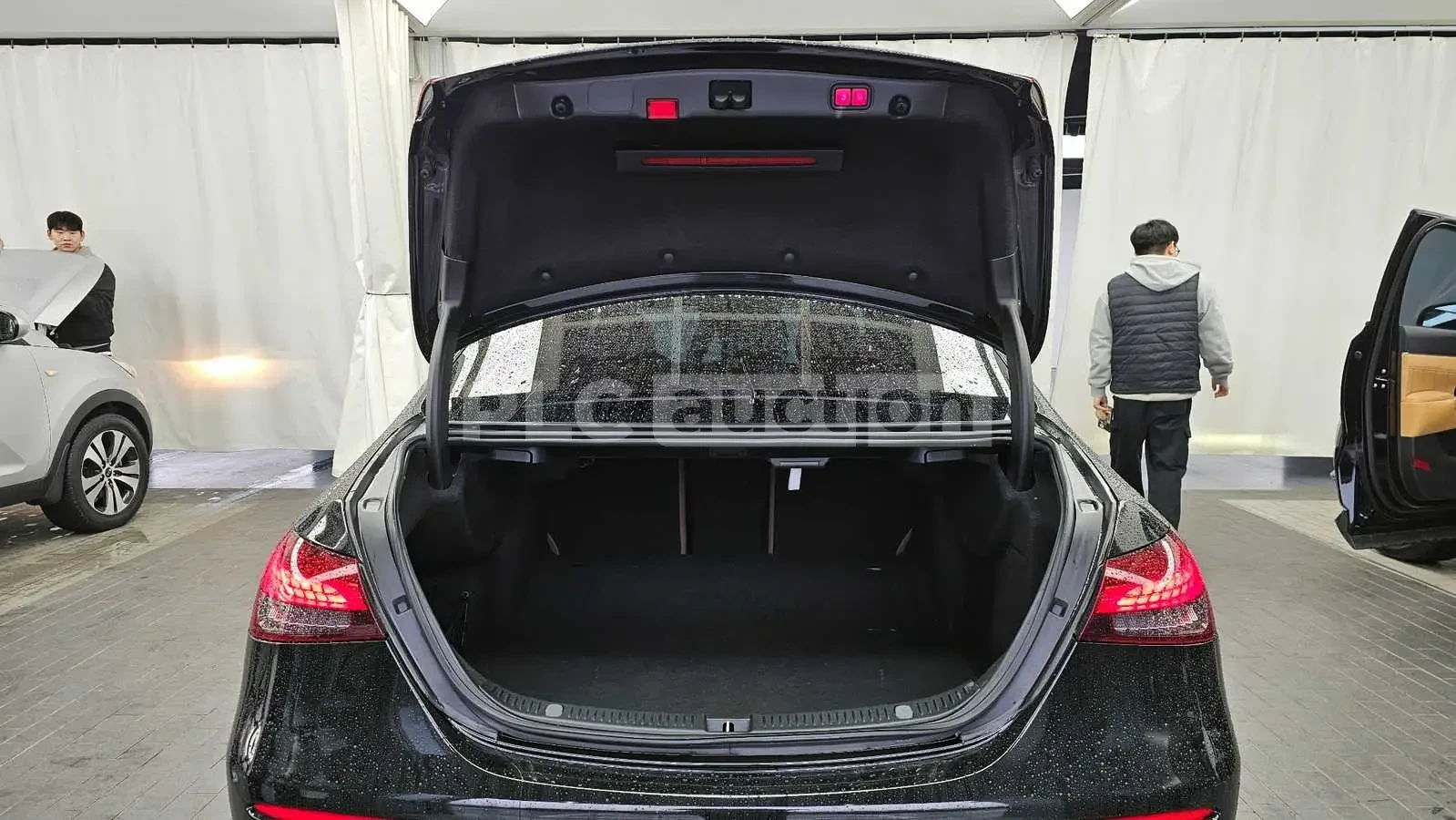 Mercedes-Benz E 450 2021* BURAMSTER* PANO* DIGITAL* 9G* КРАЙНА ЦЕНА, снимка 14 - Автомобили и джипове - 53965565