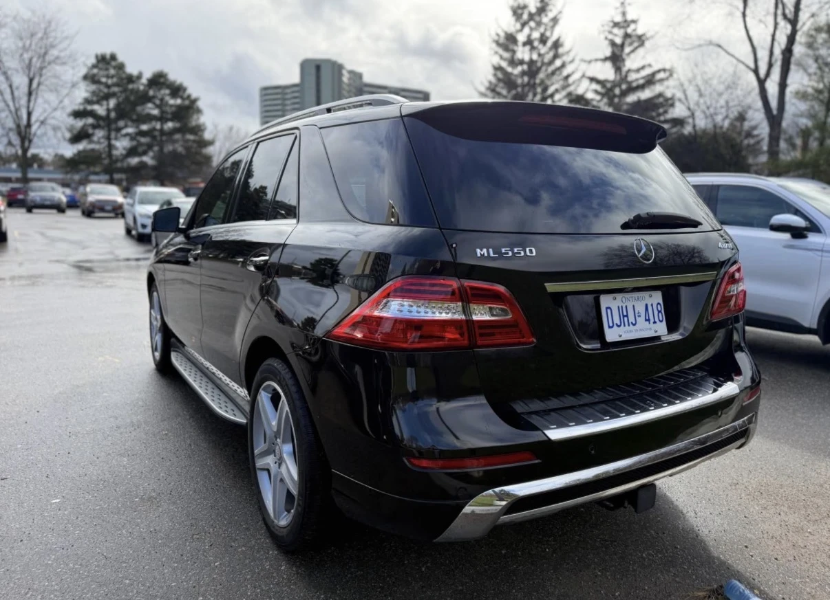 Mercedes-Benz ML 550 V8 BITURBO * ОБДУХВАНЕ * ПАНОРАМА * CARFAX * , снимка 5 - Автомобили и джипове - 54165246