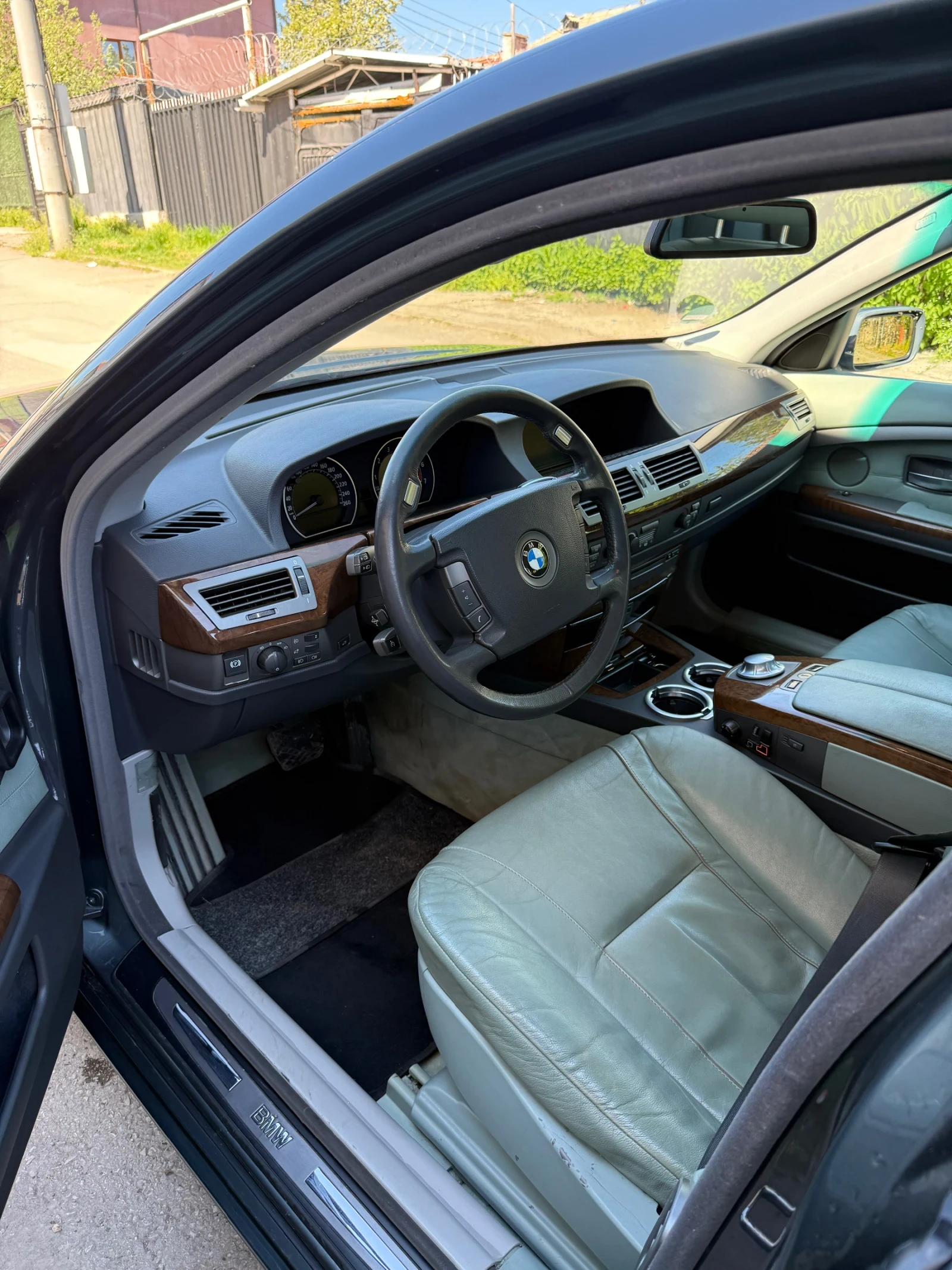 BMW 735, снимка 6 - Автомобили и джипове - 54317948