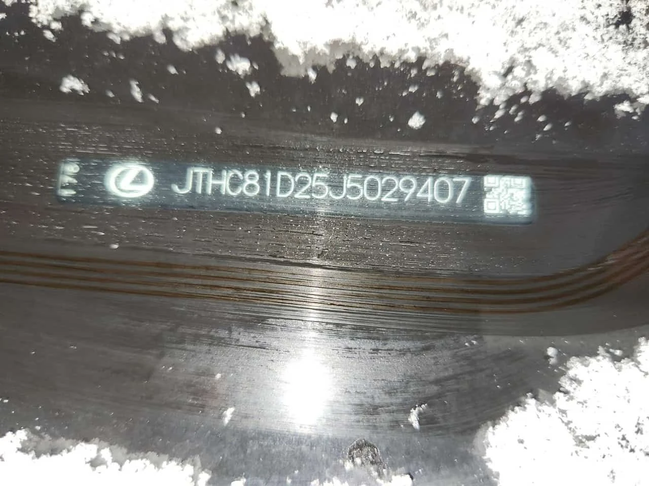 Lexus IS 300 CARFAX/ПОДГРЕВ/ОБДУХ/ЛЕНТИ/ШИБЕДАХ, снимка 16 - Автомобили и джипове - 54390587