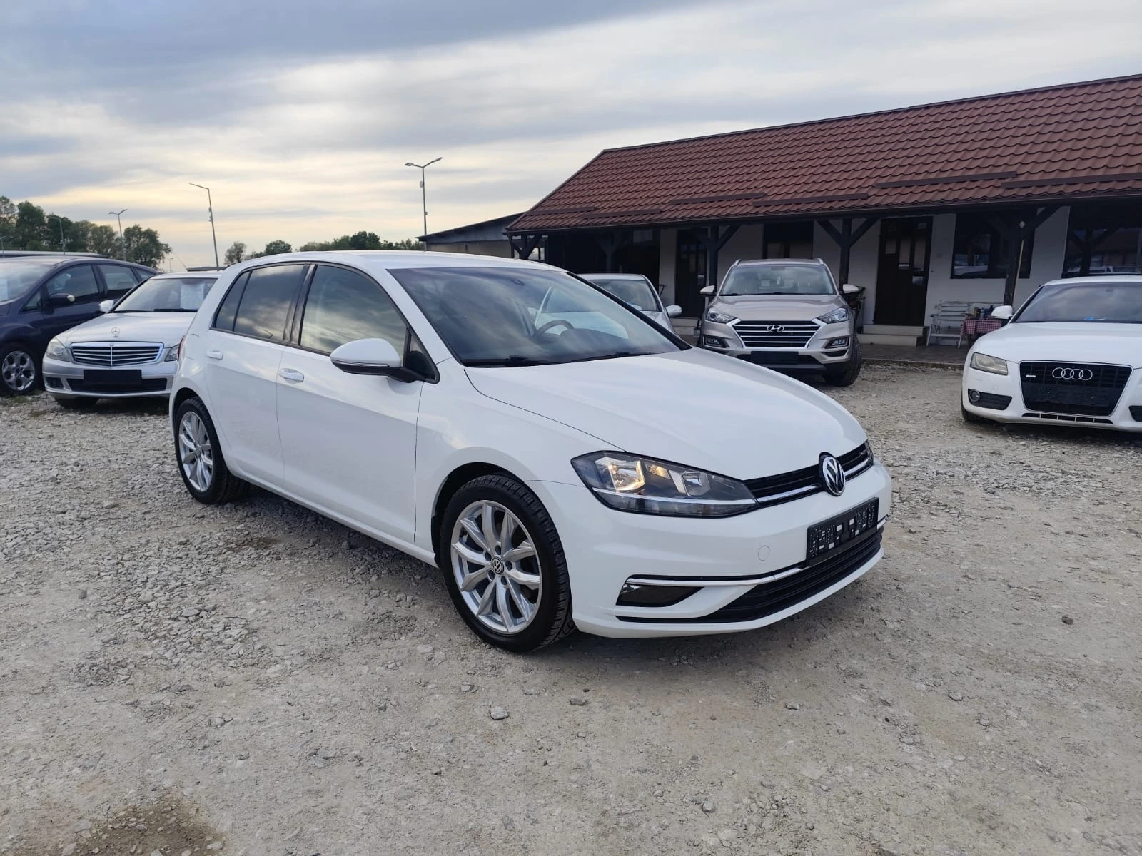 VW Golf 2.0������ HIGHLINE Facelift | Mobile.bg � ����������� 3