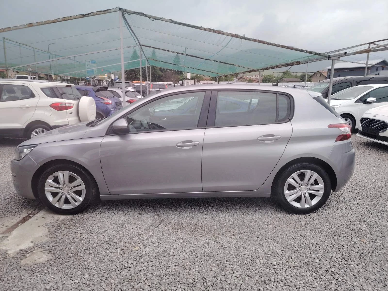 Peugeot 308 1.6 B-Hdi , снимка 3 - Автомобили и джипове - 54646048