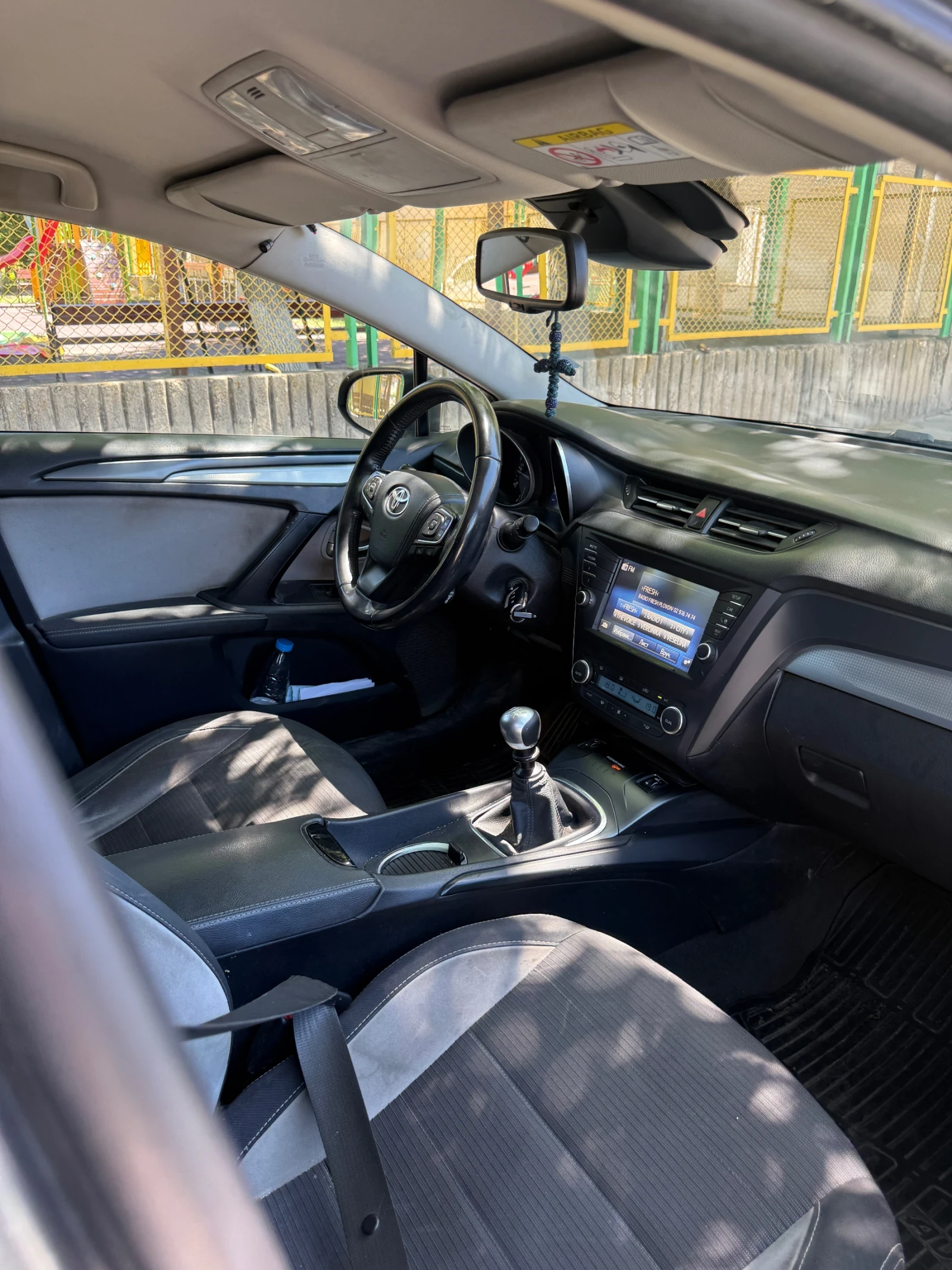 Toyota Avensis, снимка 8 - Автомобили и джипове - 54725484