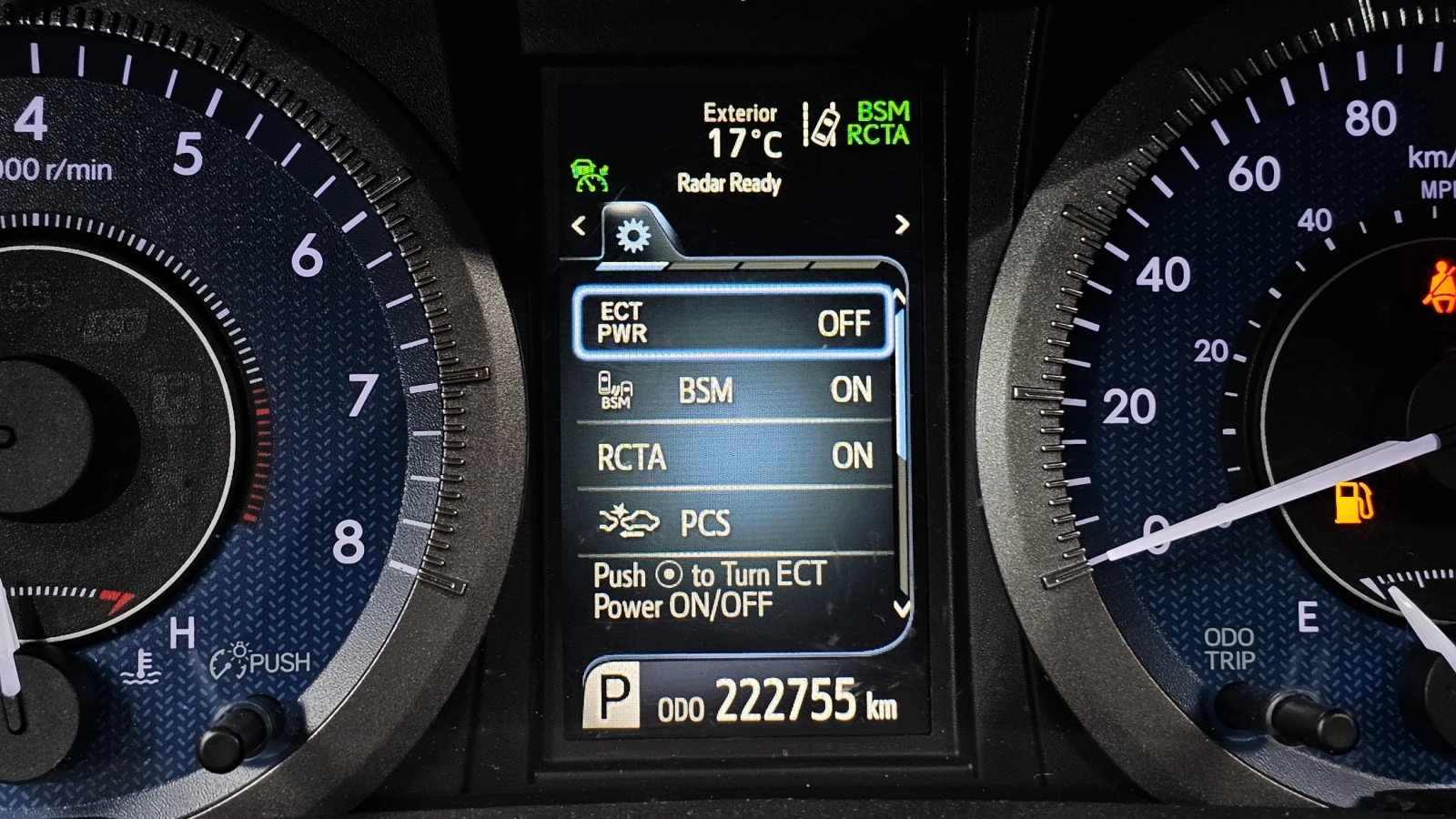 Toyota Sienna 3.5 AWD/KEYLESS/LANE ASSIST/NAVI/KAMEPA, снимка 9 - Автомобили и джипове - 54964751