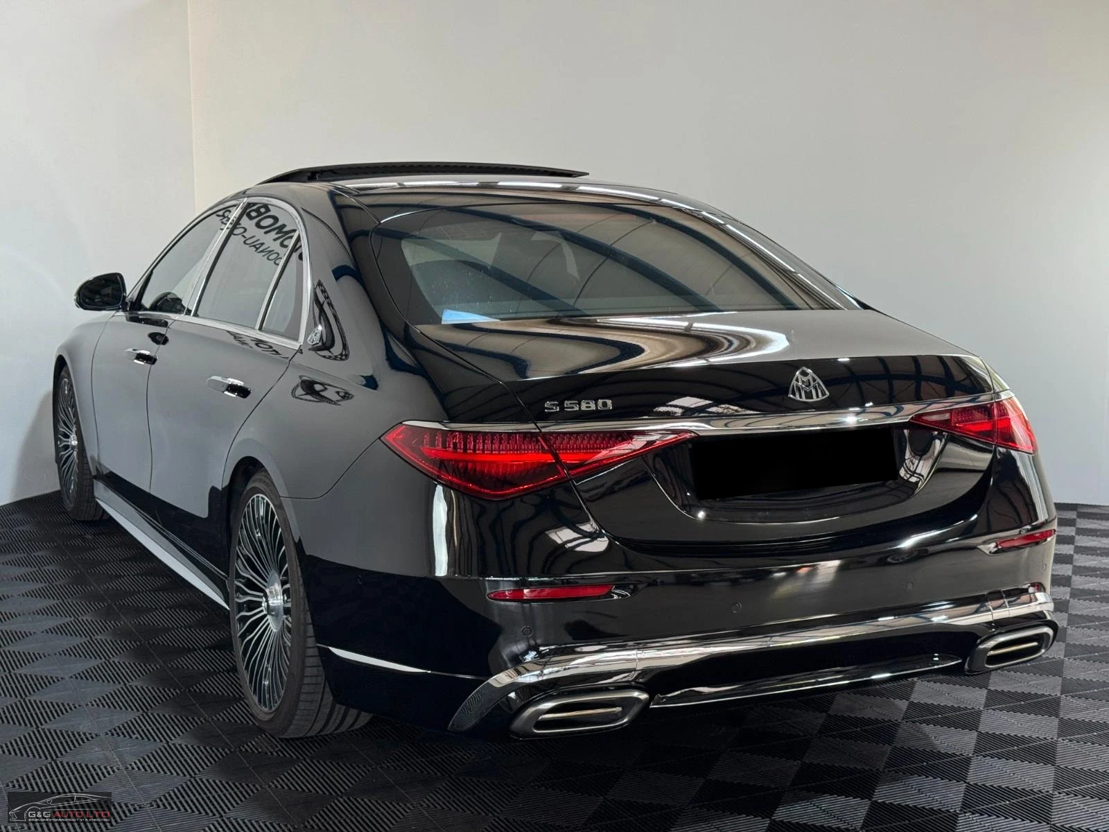 Mercedes-Benz S 580 MAYBACH/CHAUFFEUR/LONG/3D-BURM/PANO/21/360/643z, снимка 3 - Автомобили и джипове - 55432936