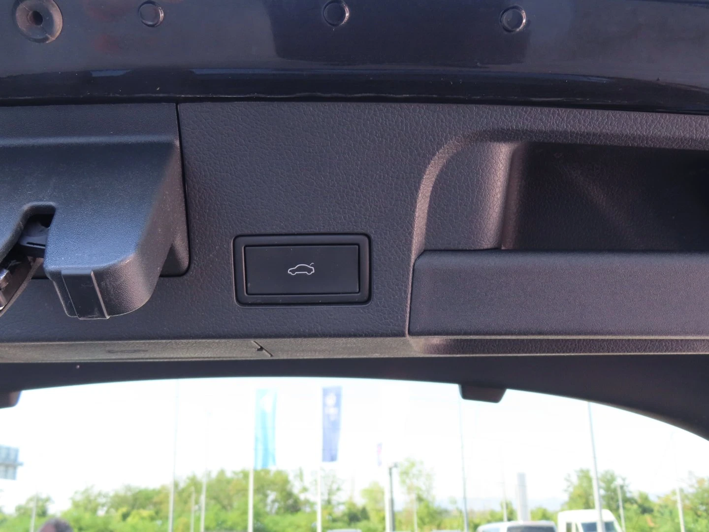 VW Arteon, снимка 16 - Автомобили и джипове - 56421271