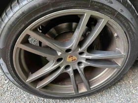 Porsche Cayenne AWD  CARFAX, снимка 14