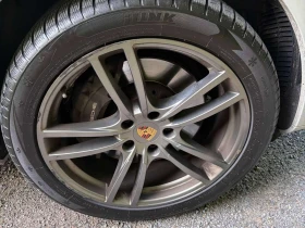 Porsche Cayenne AWD  CARFAX, снимка 15