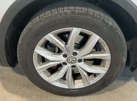 VW Tiguan 2.0TDI 190кс 4MOTION* DIGITAL* Keyless* MEMORY* , снимка 13