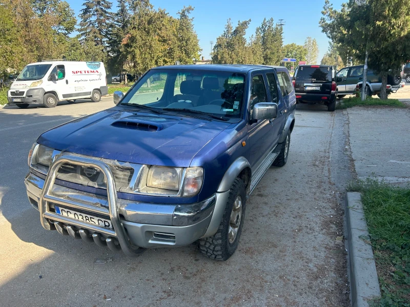 Nissan Navara, снимка 1 - Автомобили и джипове - 47714500