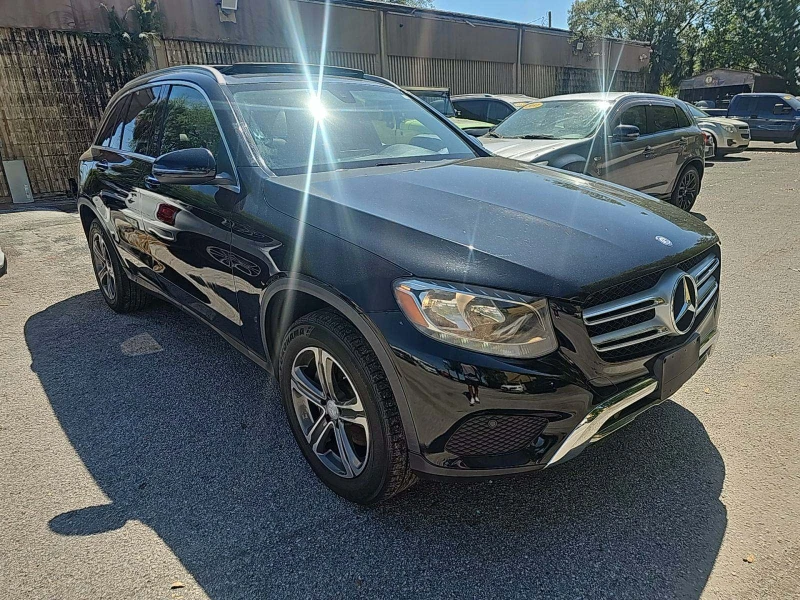 Mercedes-Benz GLC 300 4MATIC* KEYLESS* BURMESTER* КАМЕРА* ПАНОАРАМА* , снимка 2 - Автомобили и джипове - 49530141