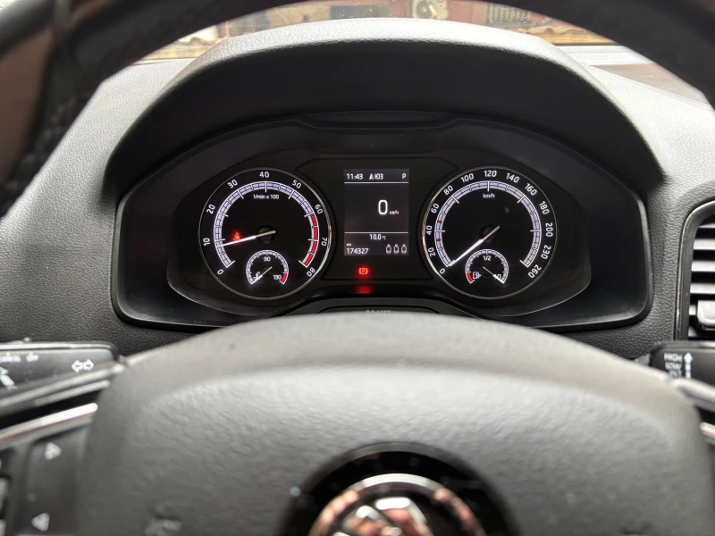 Skoda Karoq 1, 5 TSI 7DSG, снимка 13 - Автомобили и джипове - 53270327