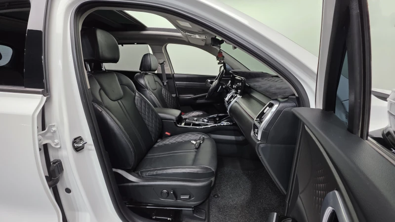 Kia Sorento 2.2CRDI/4x4/Пълна сервизна !!!, снимка 7 - Автомобили и джипове - 53373325