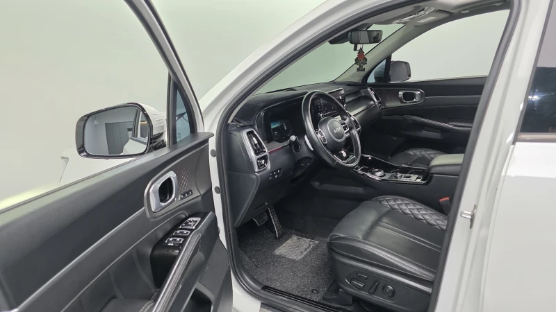 Kia Sorento 2.2CRDI/4x4/Пълна сервизна !!!, снимка 5 - Автомобили и джипове - 53373325