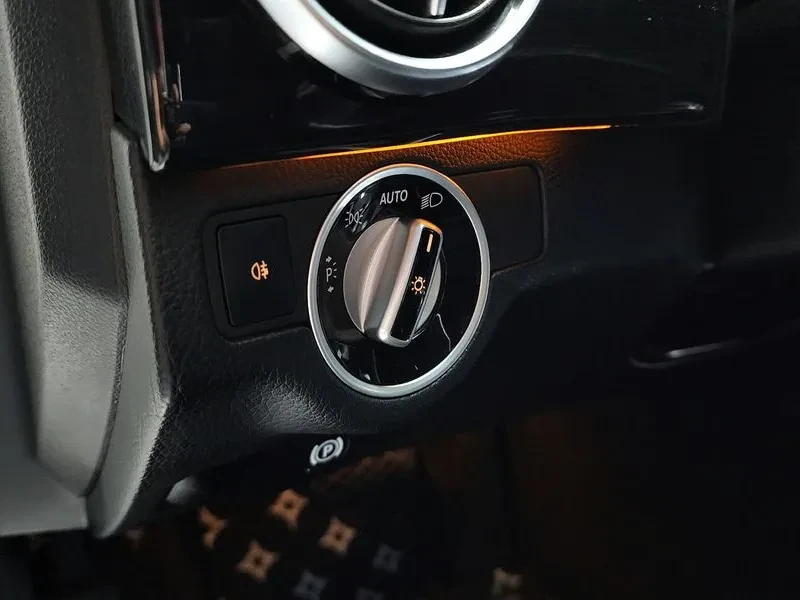 Mercedes-Benz GLK X204 Glk220 Cdi, снимка 16 - Автомобили и джипове - 54918308