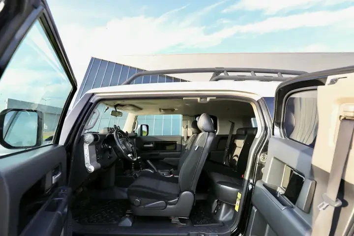 Toyota Fj cruiser, снимка 8 - Автомобили и джипове - 55463993