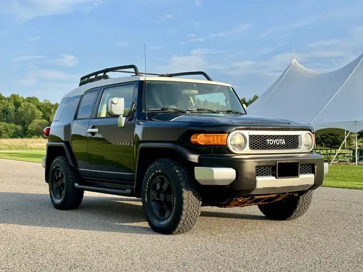 Toyota Fj cruiser, снимка 3 - Автомобили и джипове - 55463993