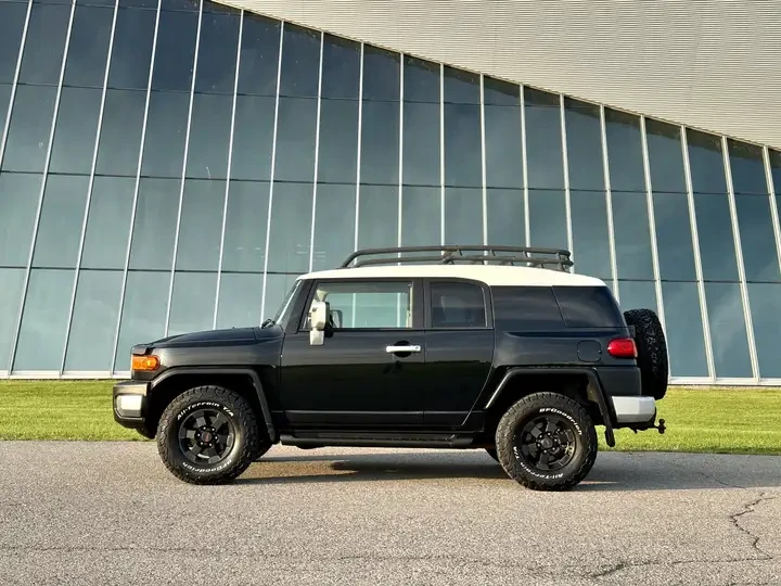 Toyota Fj cruiser, снимка 9 - Автомобили и джипове - 55463993