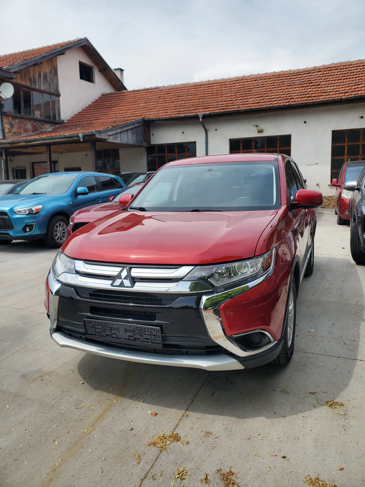 Mitsubishi Outlander 2.4L 4x4 - изображение 4