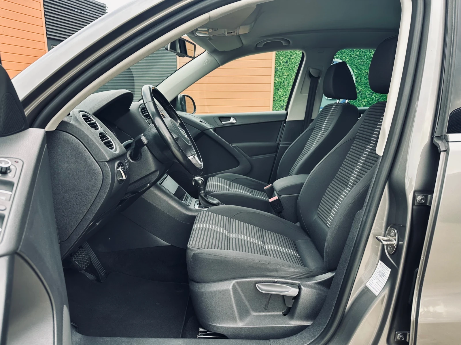 VW Tiguan TDI/4x4/Navi/Камера - изображение 8
