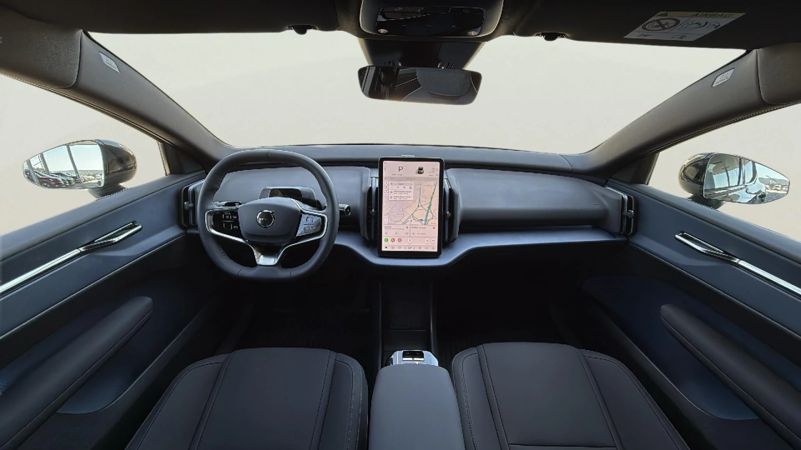 Volvo EX30 69 kWh - изображение 10