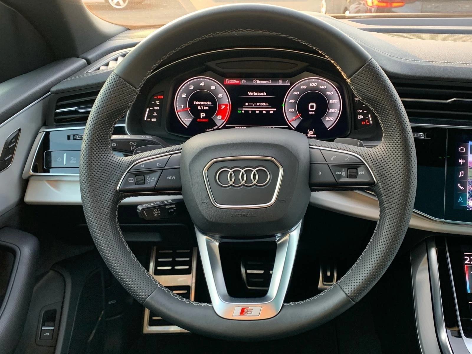 Audi SQ8 * PANO* B&O* DISTR* KEYLESS* 360 CAM*  | Mobile.bg � ����������� 9