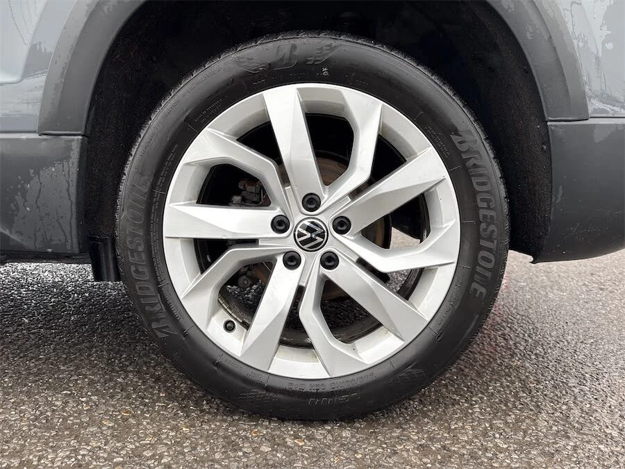 VW Taos Comfortline 4Motion* АвтоКредит* (Цена до БГ) , снимка 7 - Автомобили и джипове - 53831494